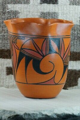 Hopi Pottery - Alta Yesslith