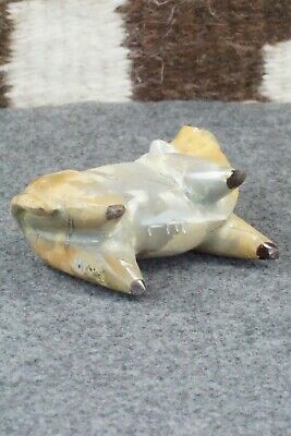 Bull Zuni Fetish Carving - Enrike Leekya