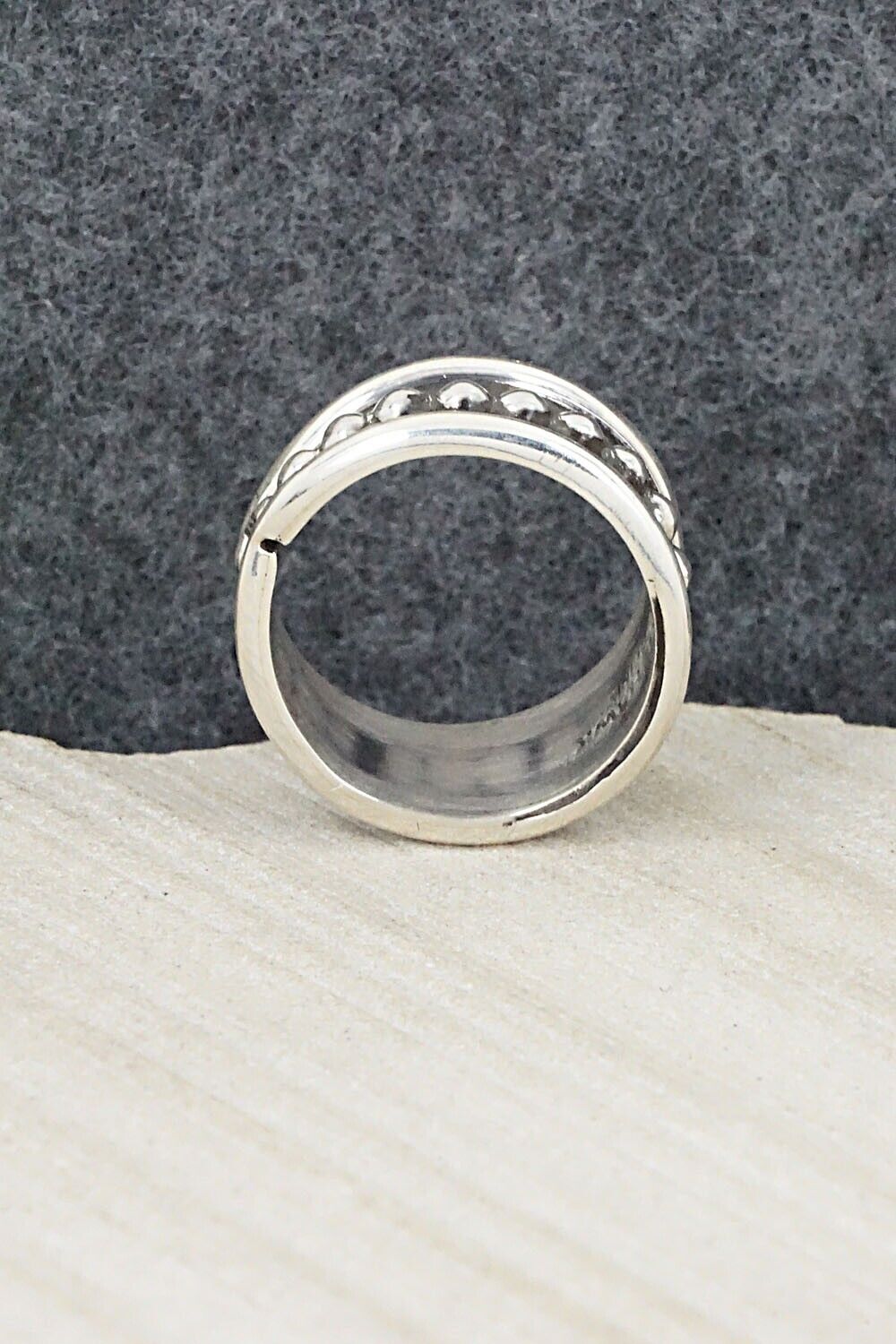 Sterling Silver Ring - Tom Hawk - Size 9.5