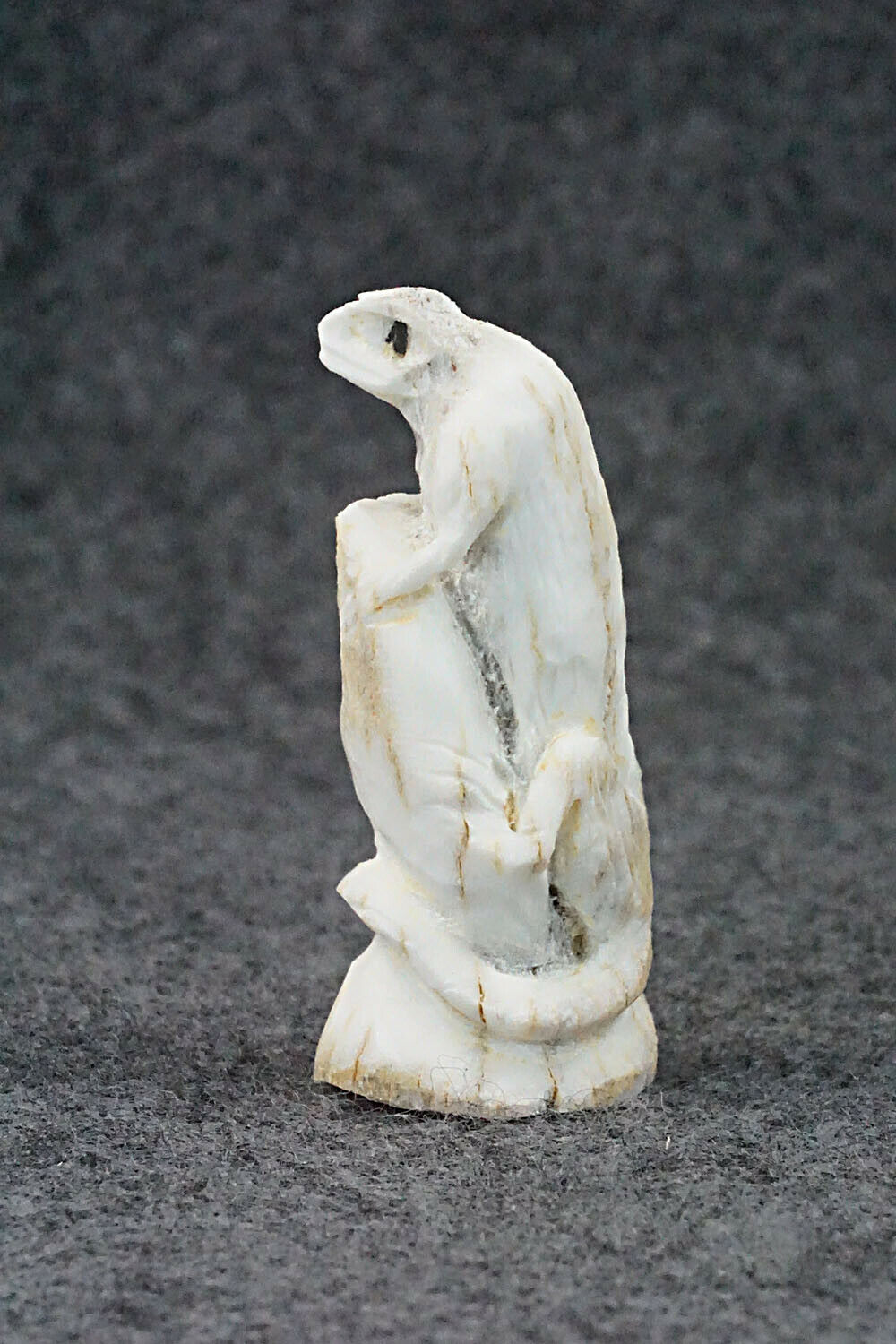 Iguana Fetish Carving - Lewis Malie Jr.