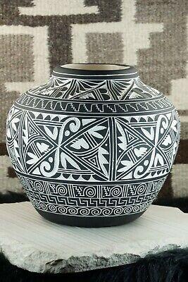 Acoma Pottery - Signed - High Lonesome Trading