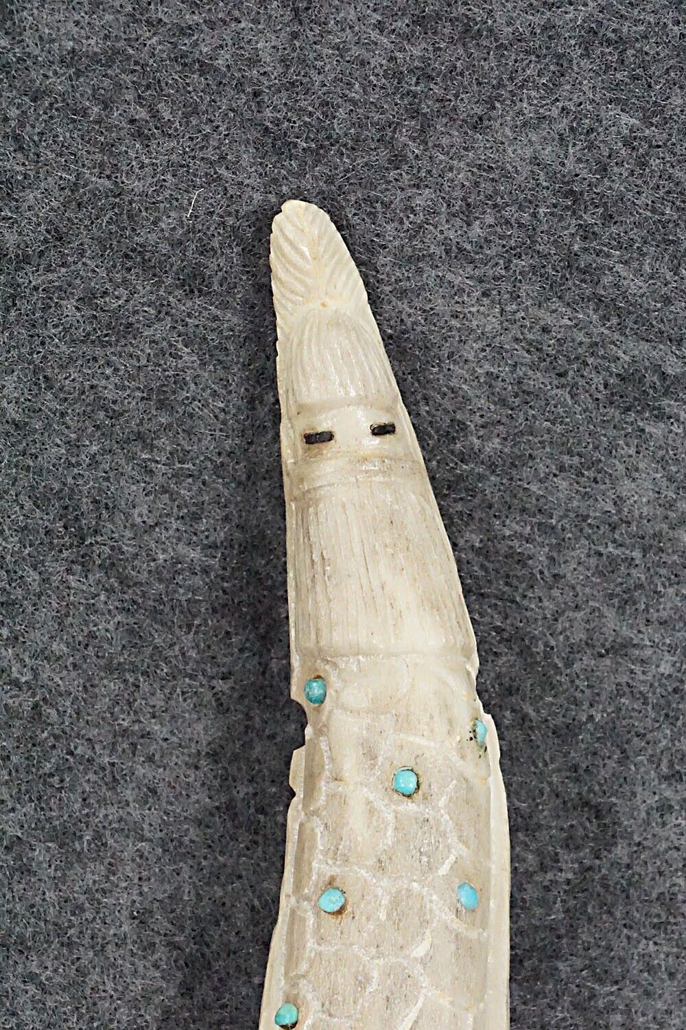 Corn Maiden Zuni Fetish Carving - Garrick Weeka