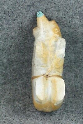 Bear Zuni Fetish Carving - Enrike Leekya