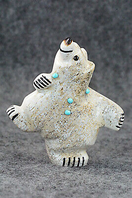 Bear Zuni Fetish Carving - Claudia Peina