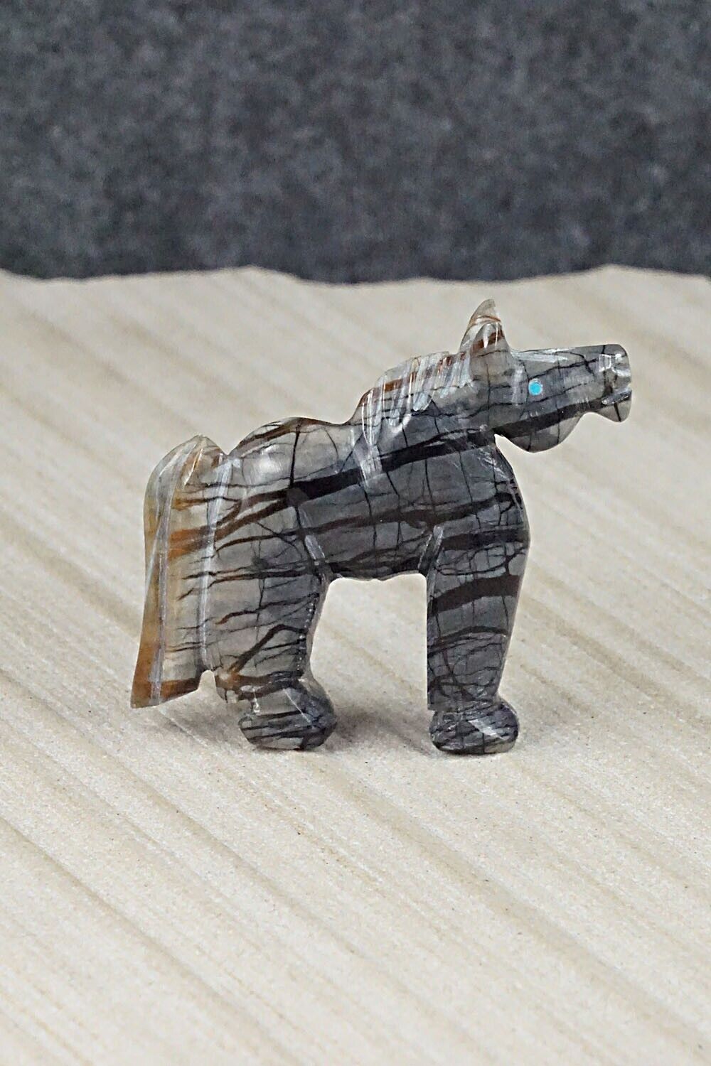 Horse Navajo Fetish Carving - Albert Livingston