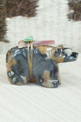 Bear Zuni Fetish Carving - Daisy Natewa