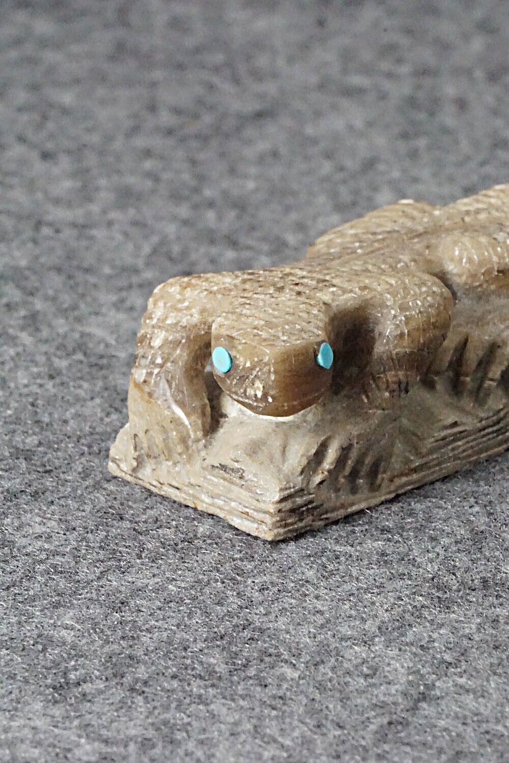 Lizard Zuni Fetish Carving - Theo Natewa