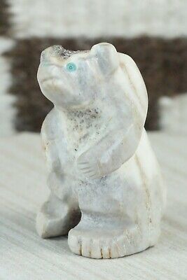 Bear Zuni Fetish Carving - Allison White