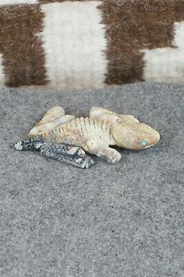 Lizard Zuni Fetish Carving - Wilfred Cheama