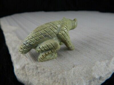 Lizard Zuni Fetish Carving - Wilfred Cheama - Zuni Lizard Carving - High Lonesome Trading
