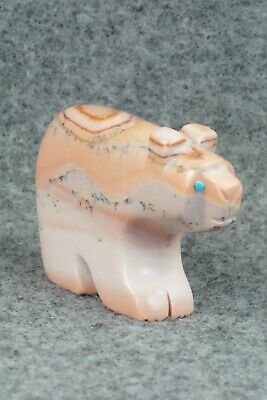 Bear Zuni Fetish Carving - Reynold Lunasee