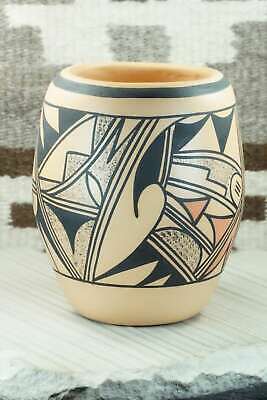 Hopi Pottery - Alta Yesslith