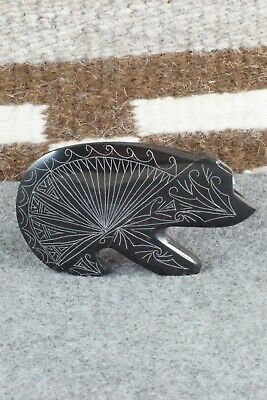 Bear Zuni Fetish Carving - Jonathan Natewa
