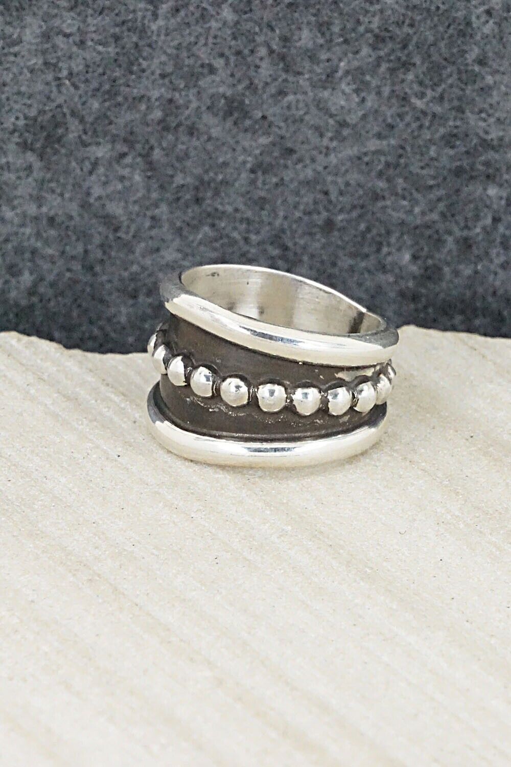 Sterling Silver Ring - Tom Hawk - Size 7.5