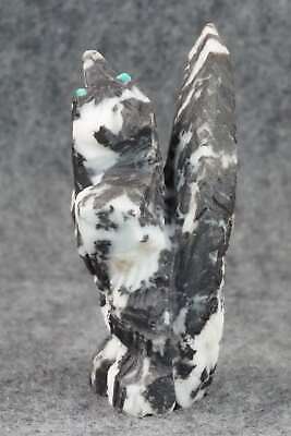 Skunk Zuni Fetish Carving - Jon Quam