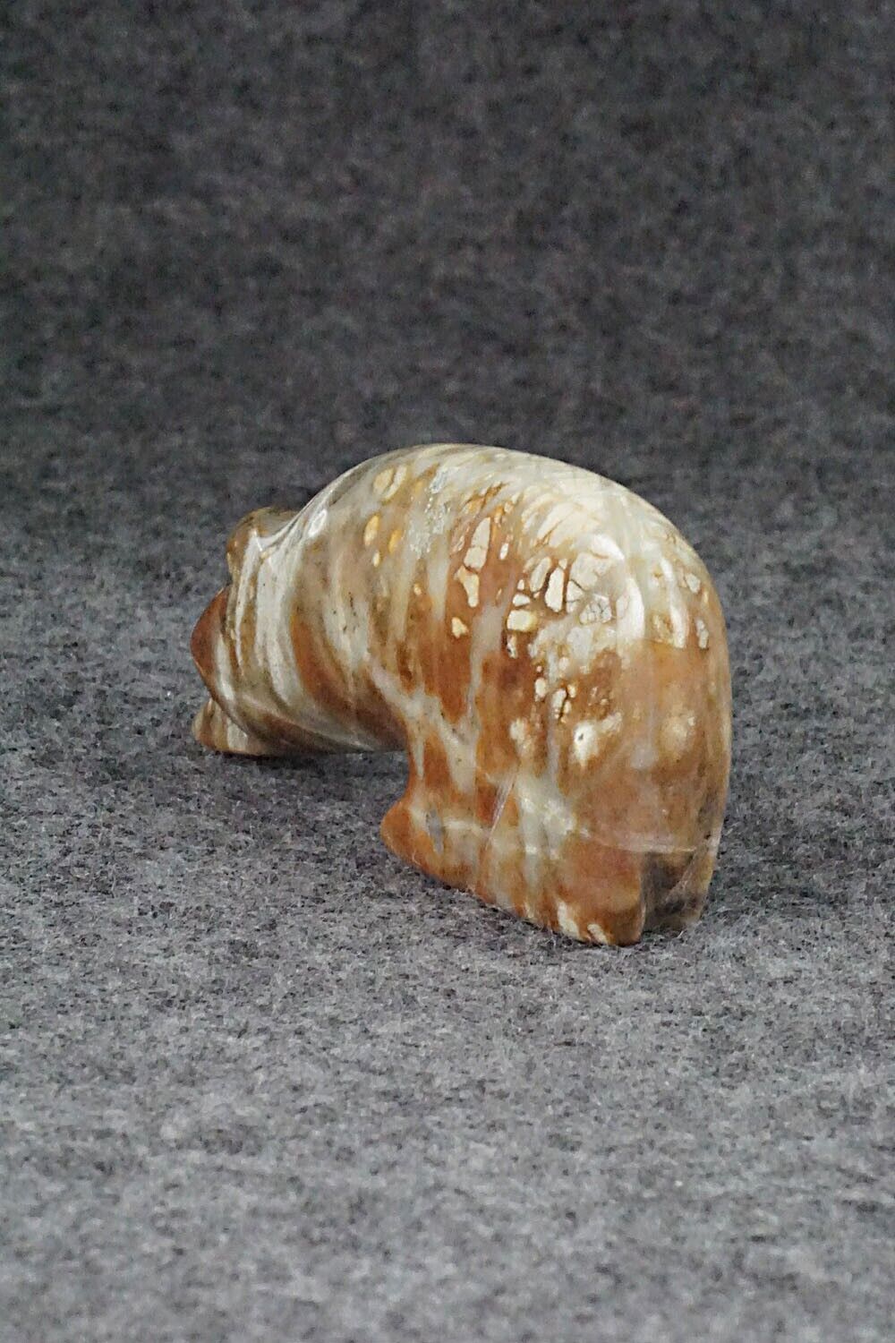 Bear Zuni Fetish Carving - Kenny Chavez