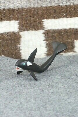 Whale Zuni Fetish Carving - Jon Quam