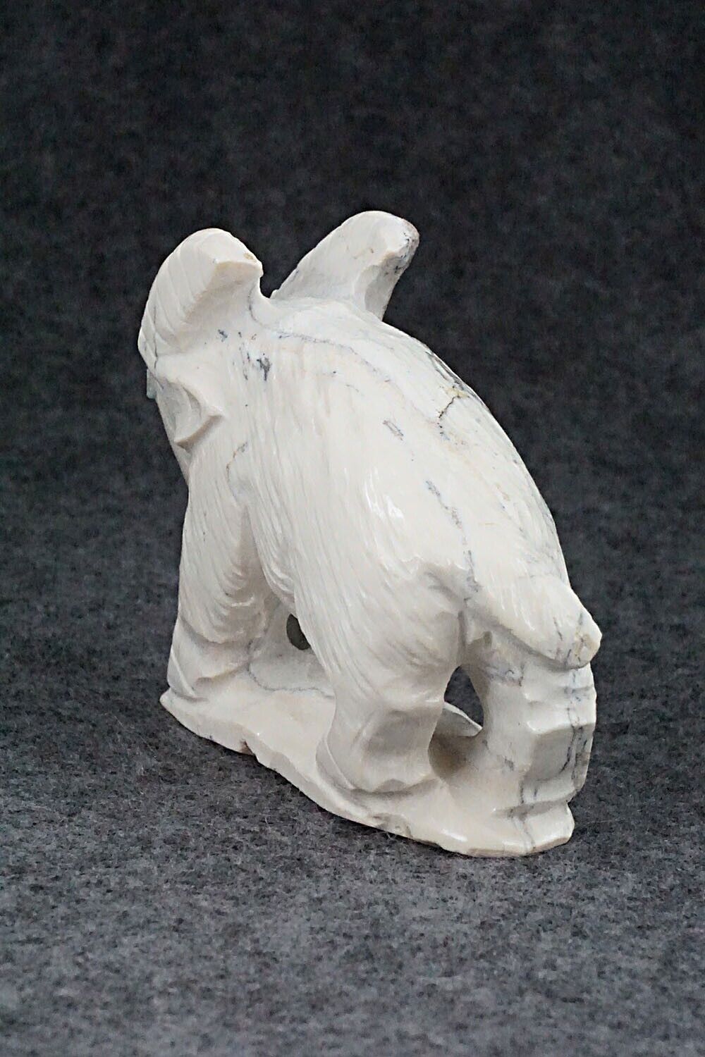 Goat Zuni Fetish Carving - Derrick Kaamasee