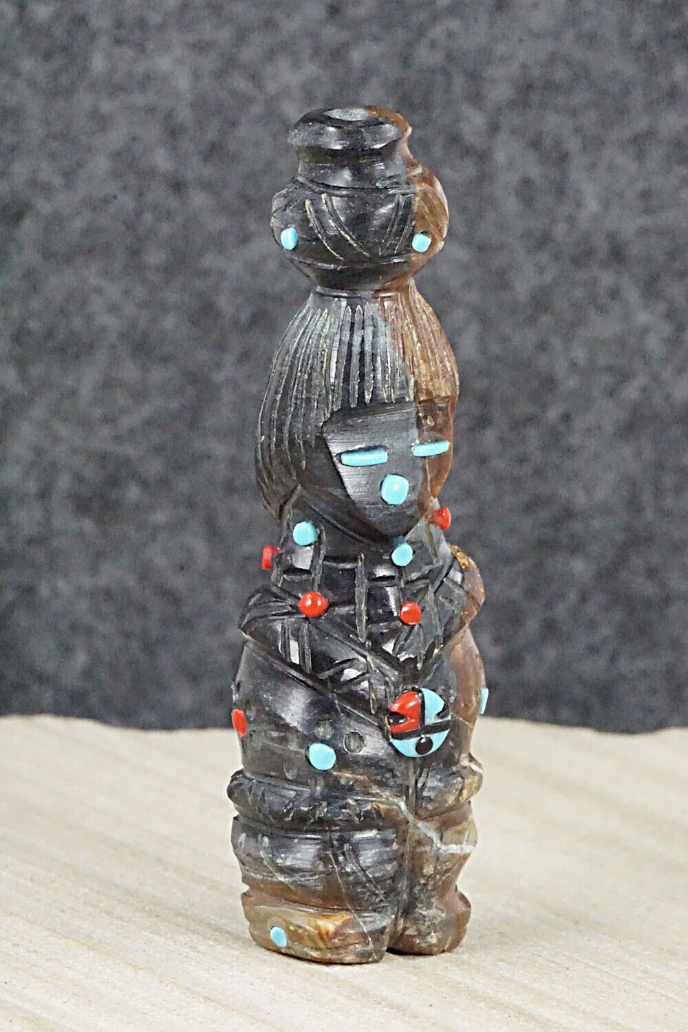 Ola Maiden Zuni Fetish Carving - Danette Laate