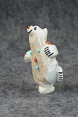 Bear Zuni Fetish Carving - Claudia Peina
