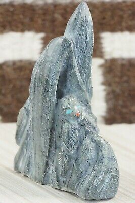 Corn Maiden Zuni Fetish Carving - Derrick Kaamasee