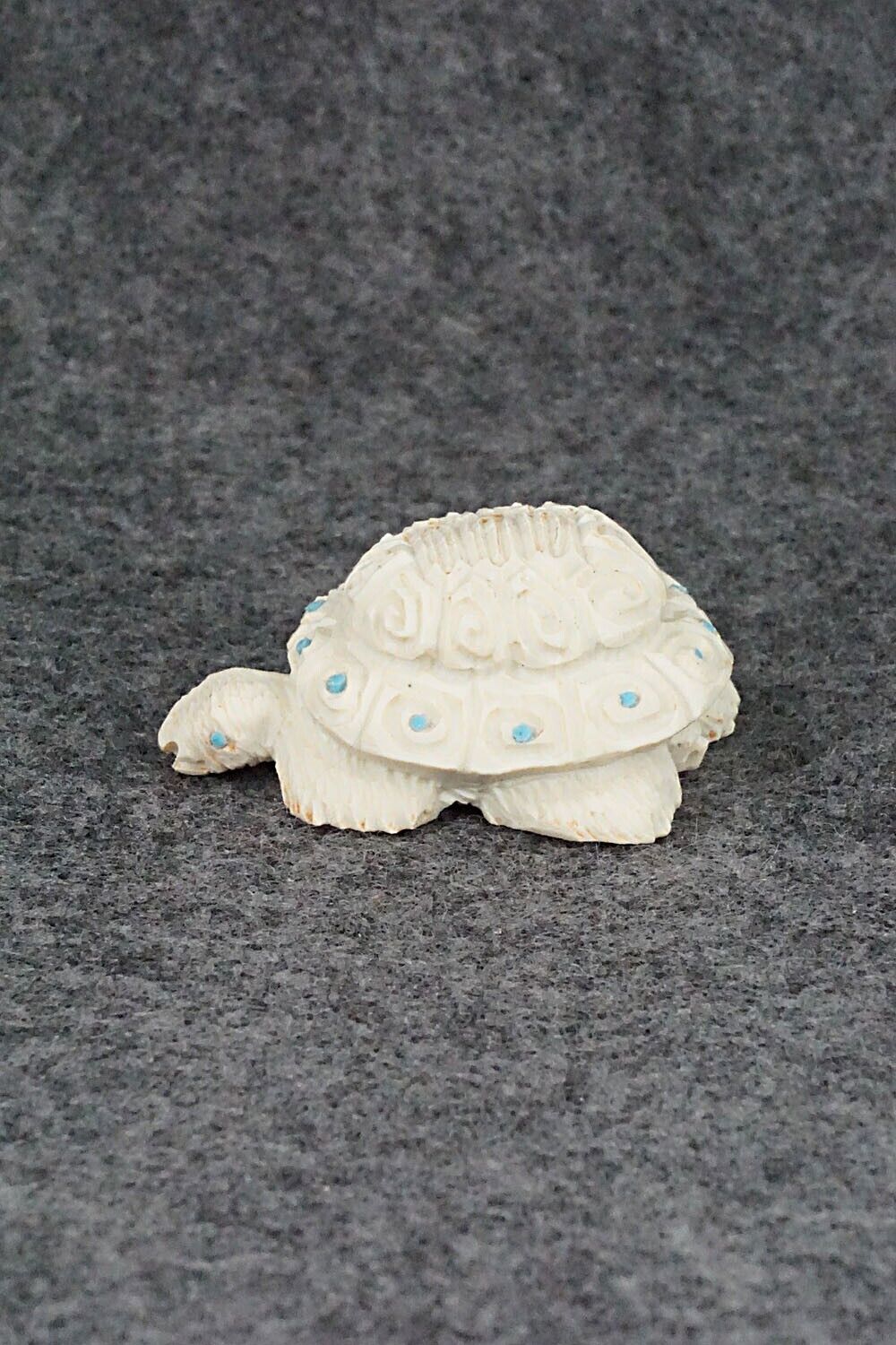 Turtle Zuni Fetish Carving - Adrian Cachini