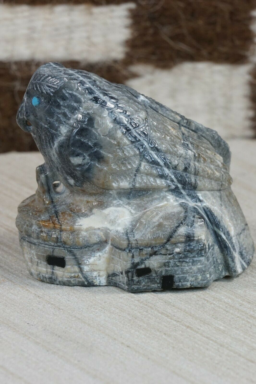 Owl Zuni Fetish Carving - Derrick Kaamasee