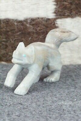 Wolf Zuni Fetish Carving - Derrick Kaamasee