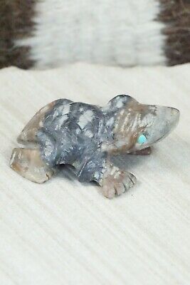 Frog Zuni Fetish Carving - Dana Malani