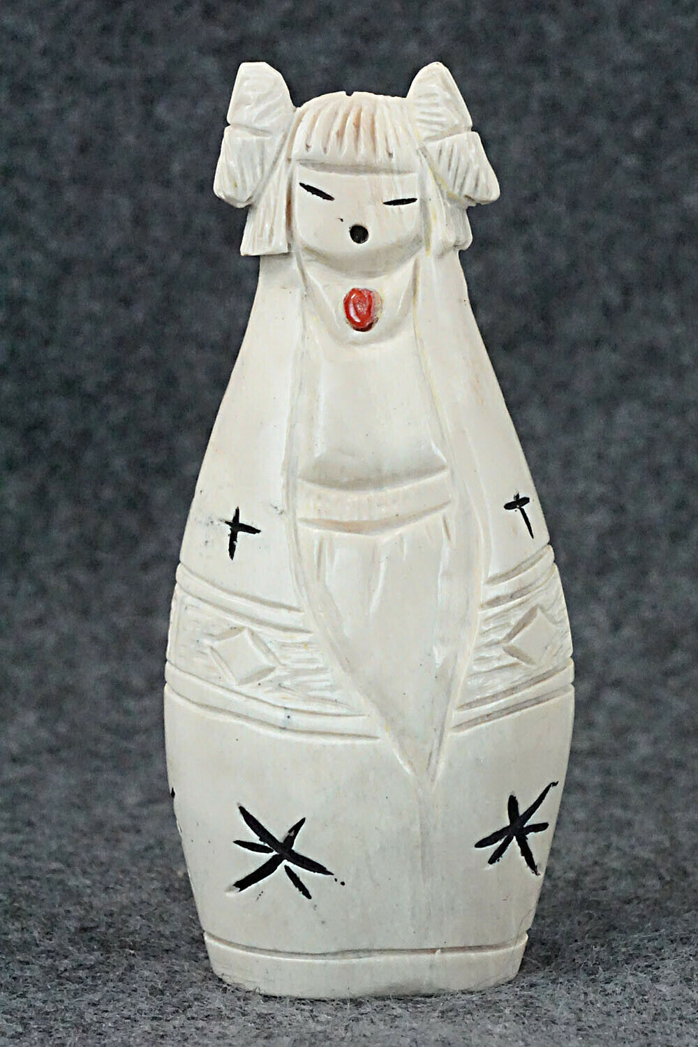 Corn Maiden Zuni Fetish Carving - Sandra Quandelacy