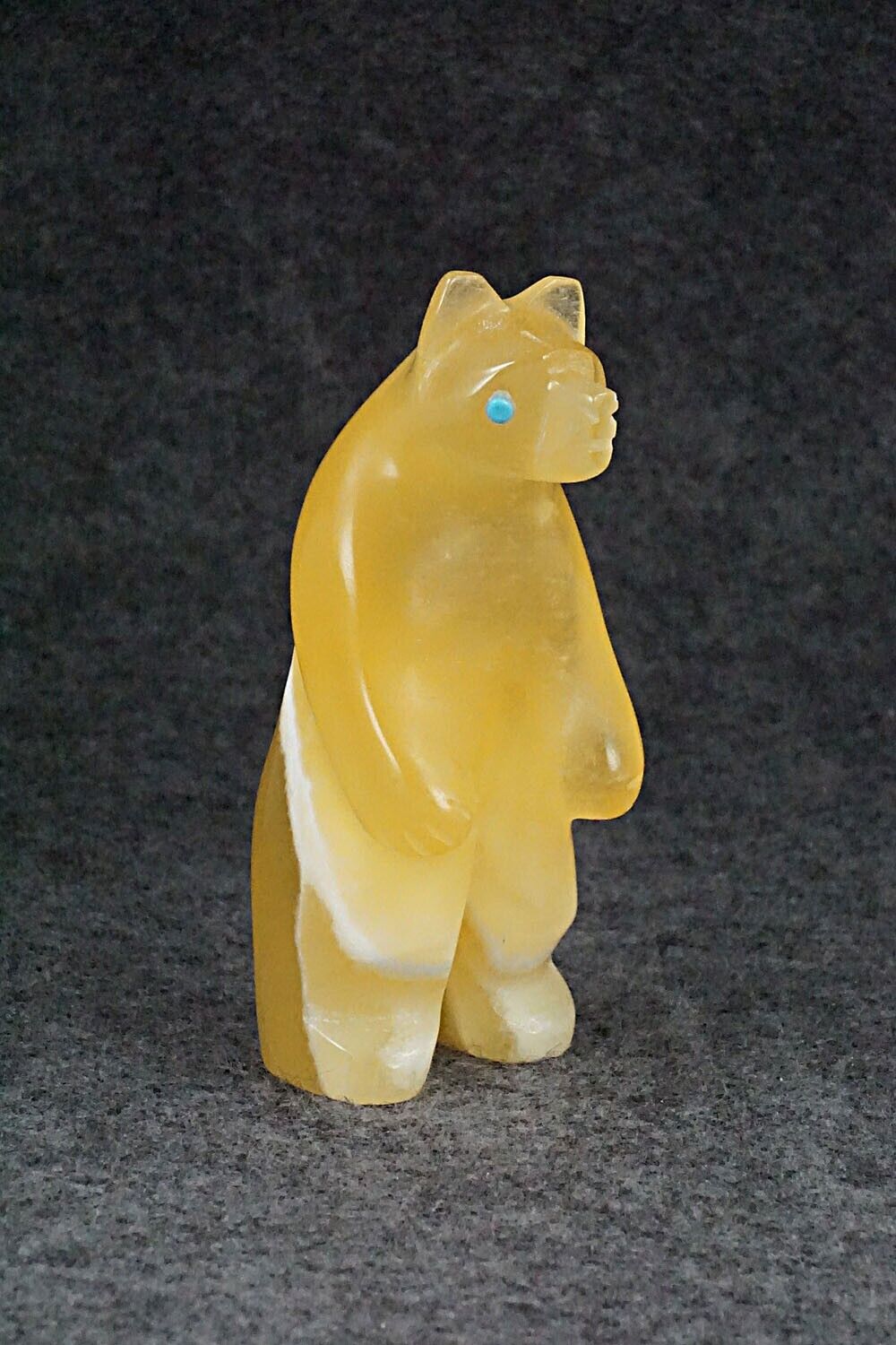 Bear Zuni Fetish Carving - Ronnie Lunasee