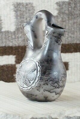 Acoma Pottery - Veronica Lewis