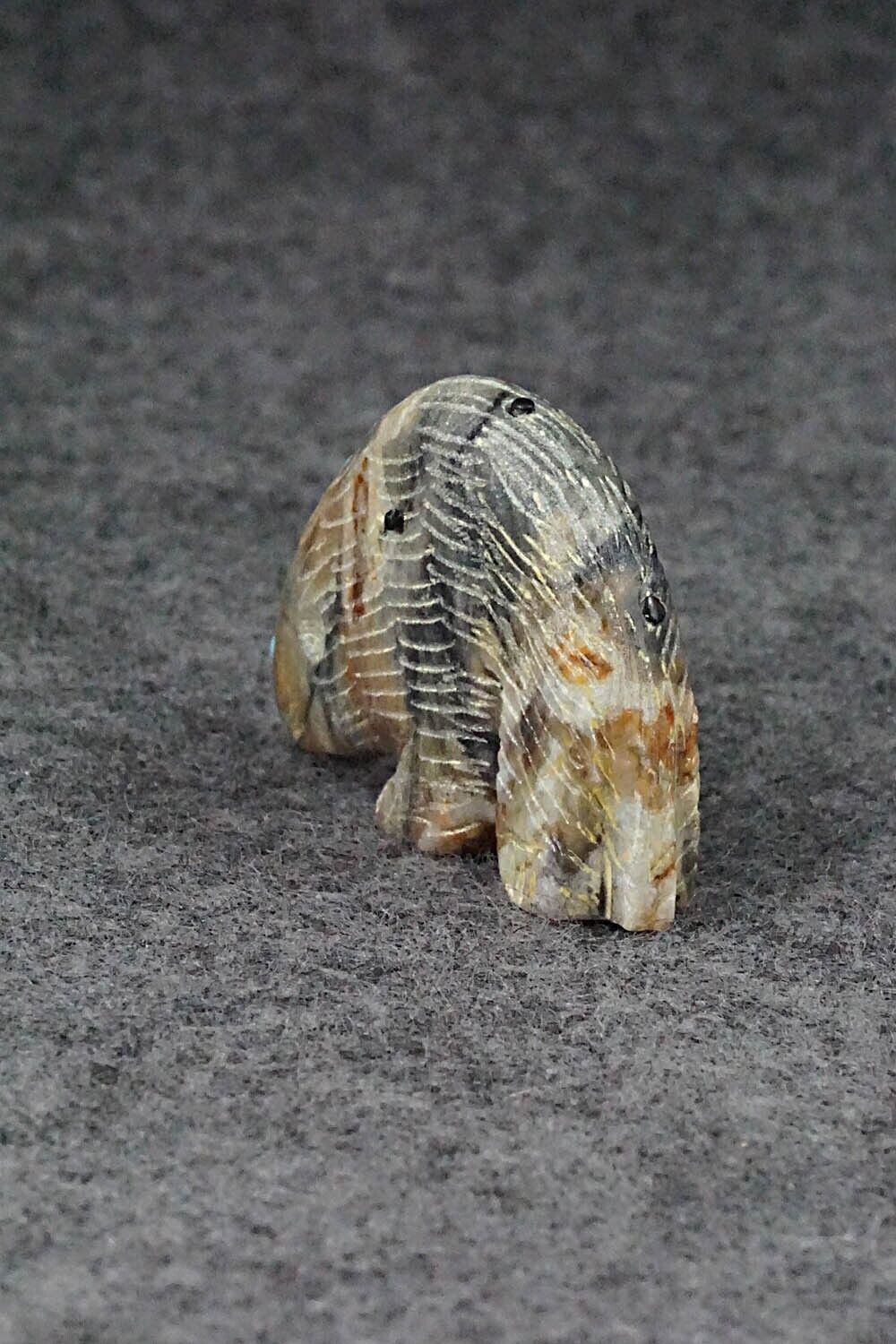 Porcupine Zuni Fetish Carving - Danette Laate