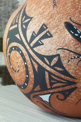 Zuni Pottery - Deldrick & Lorenda Cellicion