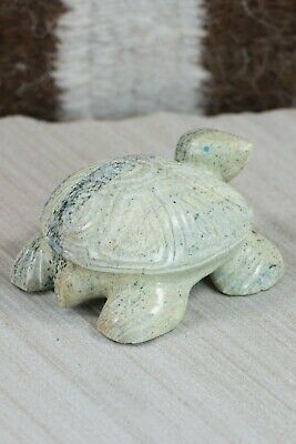 Turtle Zuni Fetish Carving - Nelson Yatsattie