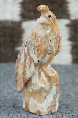 Quail Zuni Fetish Carving - Derrick Kaamasee