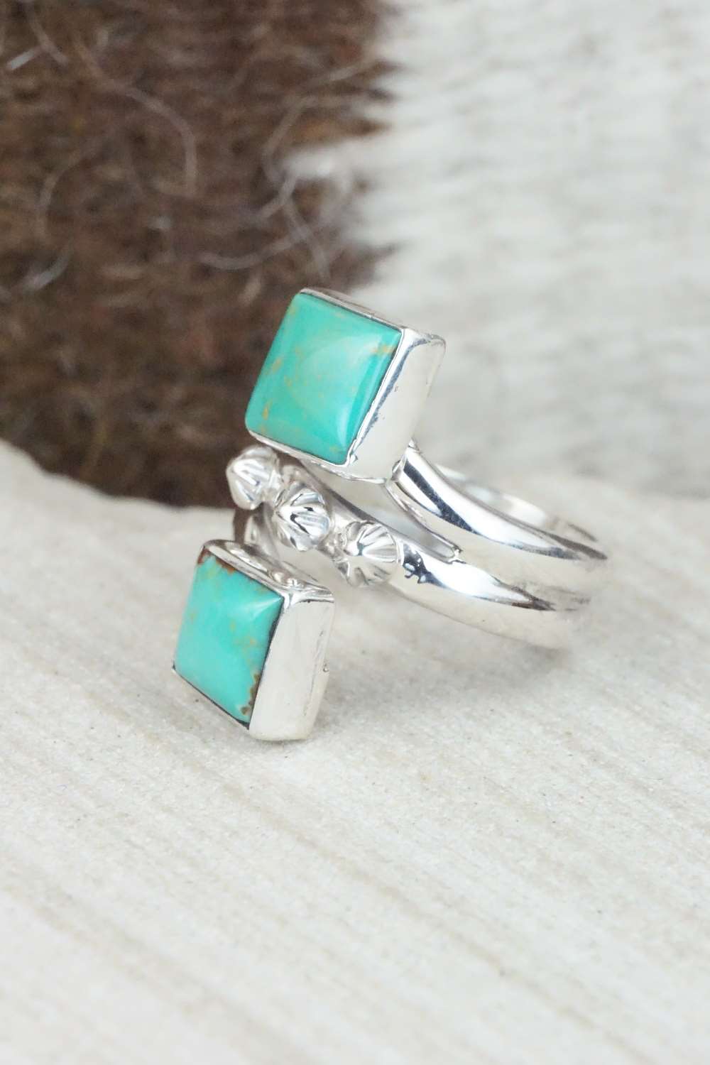 Turquoise & Sterling Silver Ring - Bobby Platero - Size 6