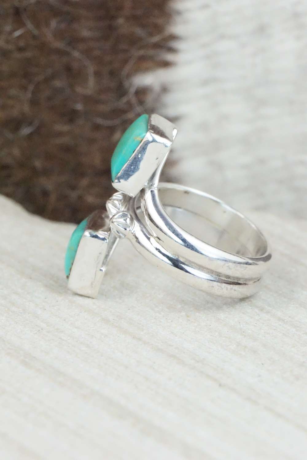 Turquoise & Sterling Silver Ring - Bobby Platero - Size 6