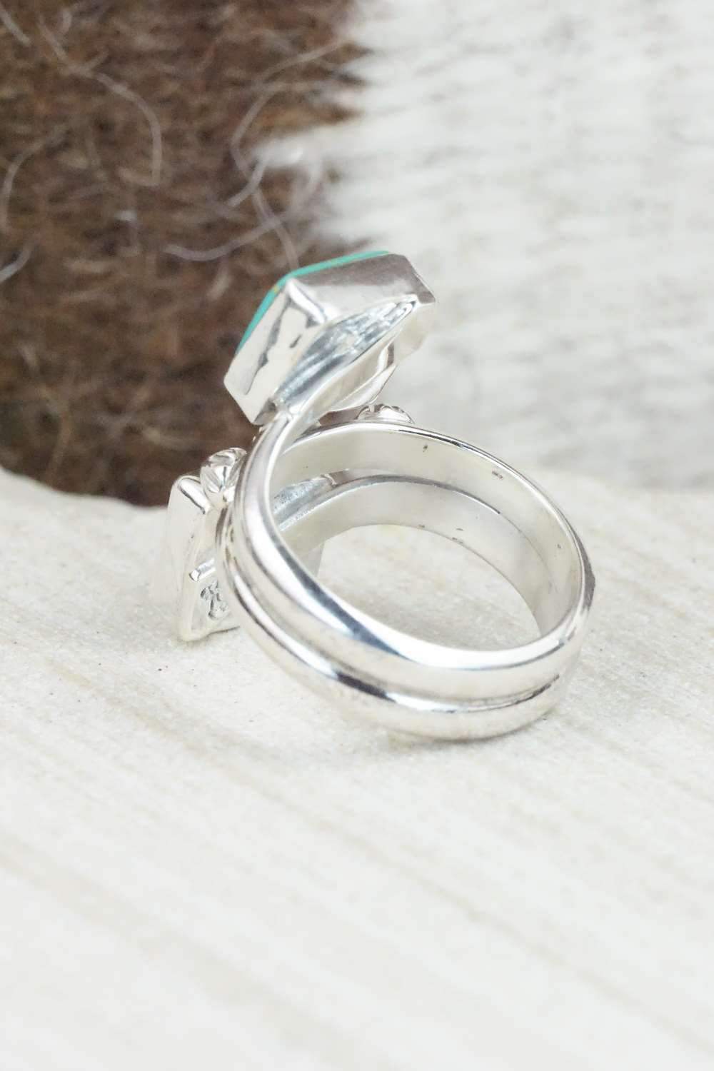 Turquoise & Sterling Silver Ring - Bobby Platero - Size 6