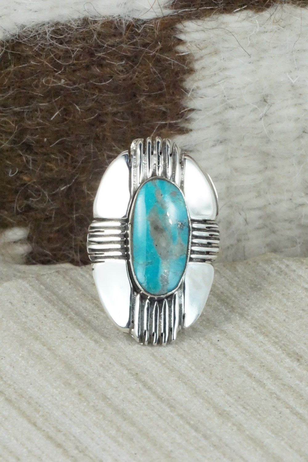 Turquoise & Sterling Silver Ring - Mike Smith - Size 7.5