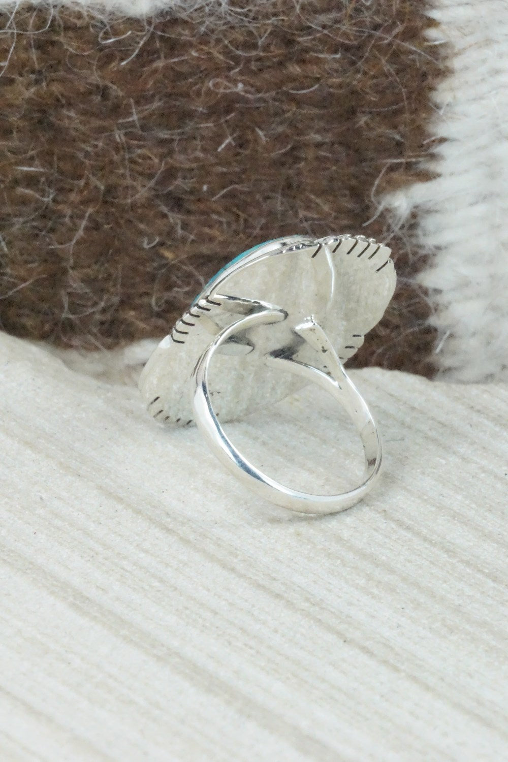 Turquoise & Sterling Silver Ring - Mike Smith - Size 7.5
