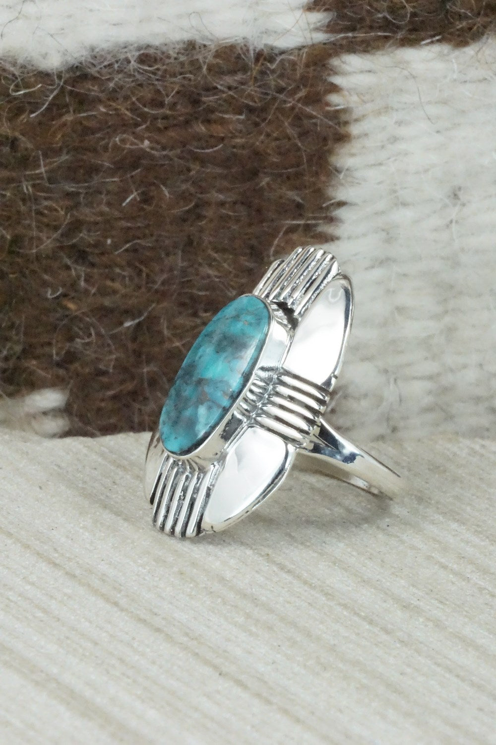Turquoise & Sterling Silver Ring - Mike Smith - Size 7.75