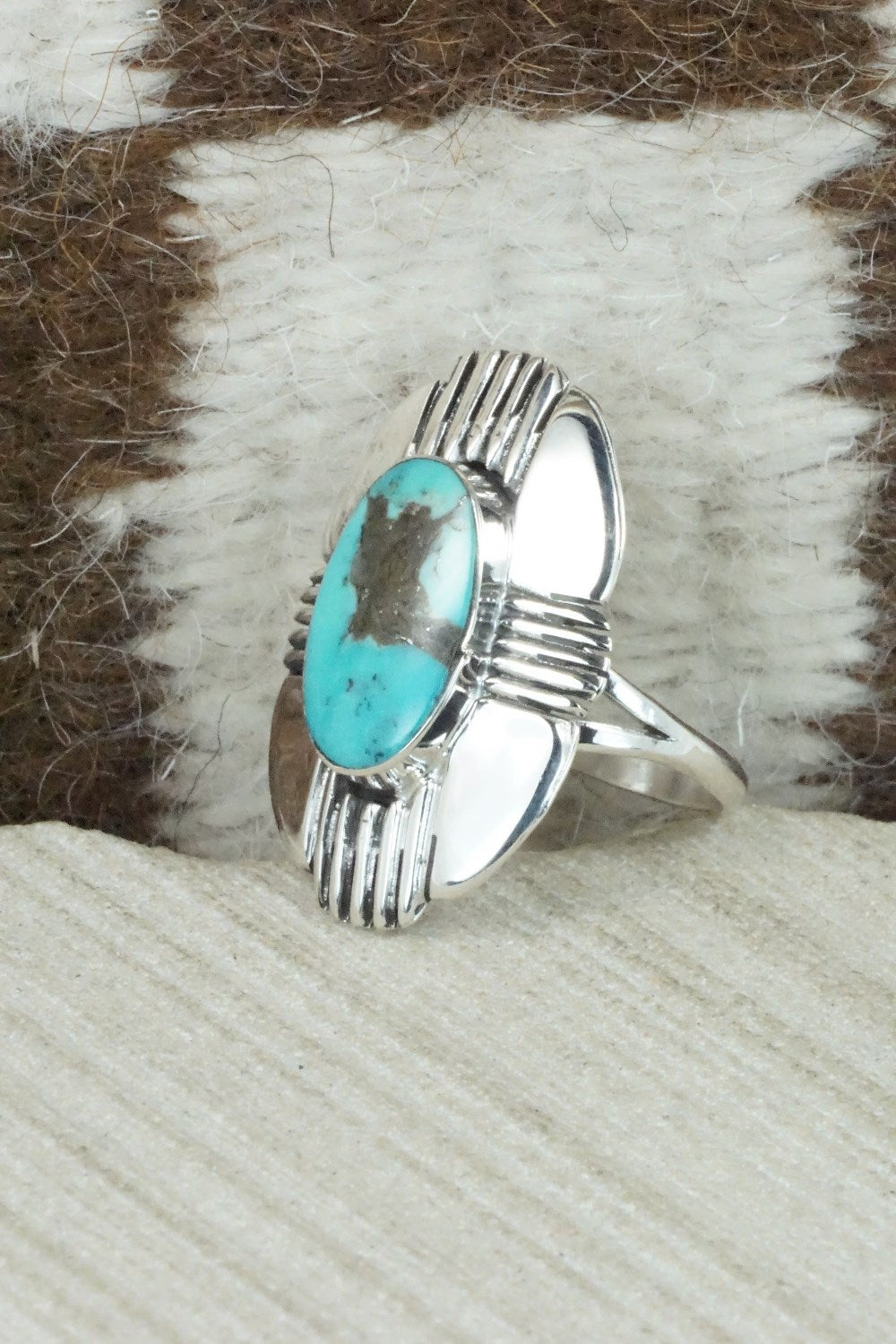 Turquoise & Sterling Silver Ring - Mike Smith - Size 10