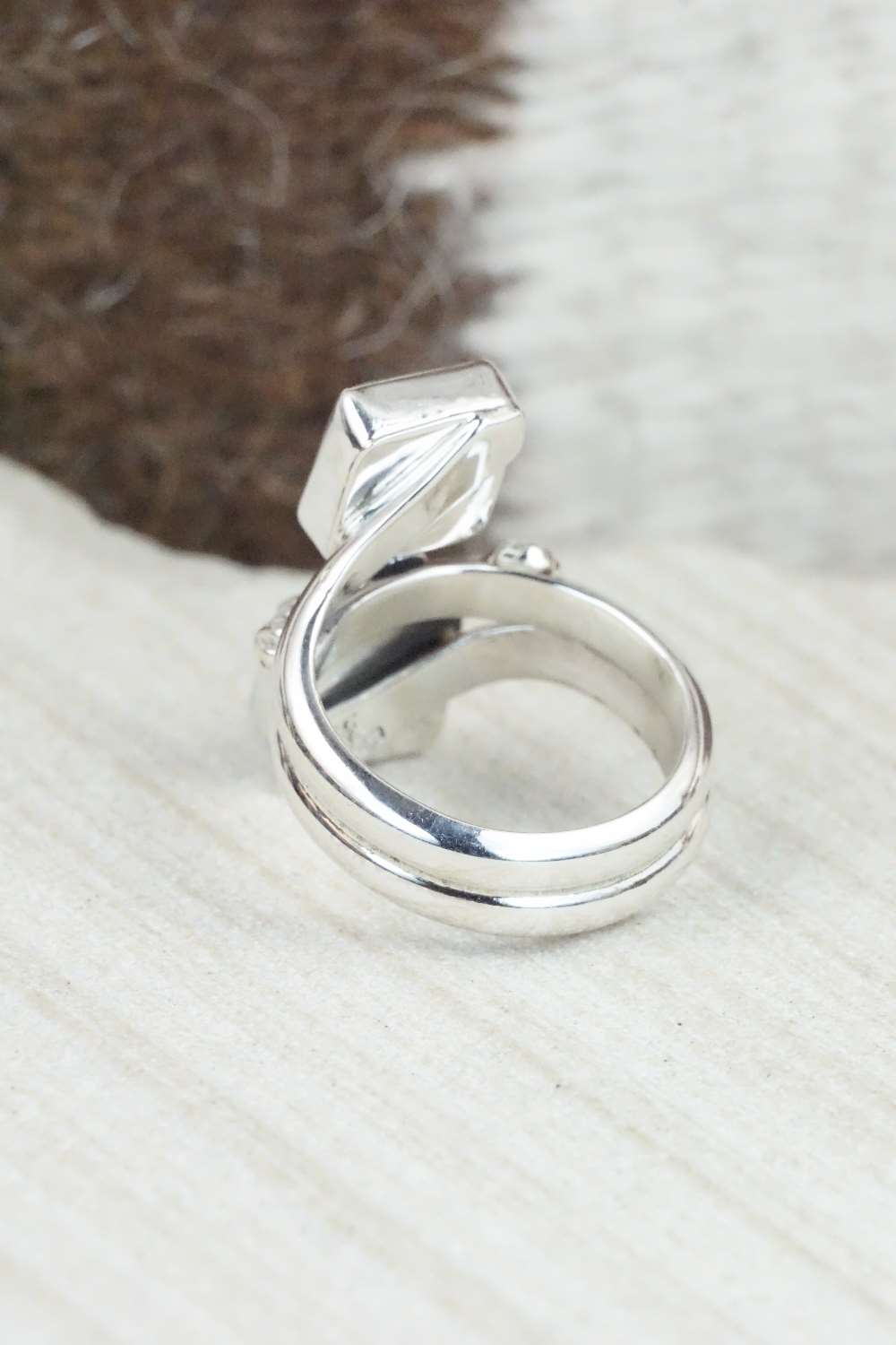 Turquoise & Sterling Silver Ring - Bobby Platero - Size 6.5