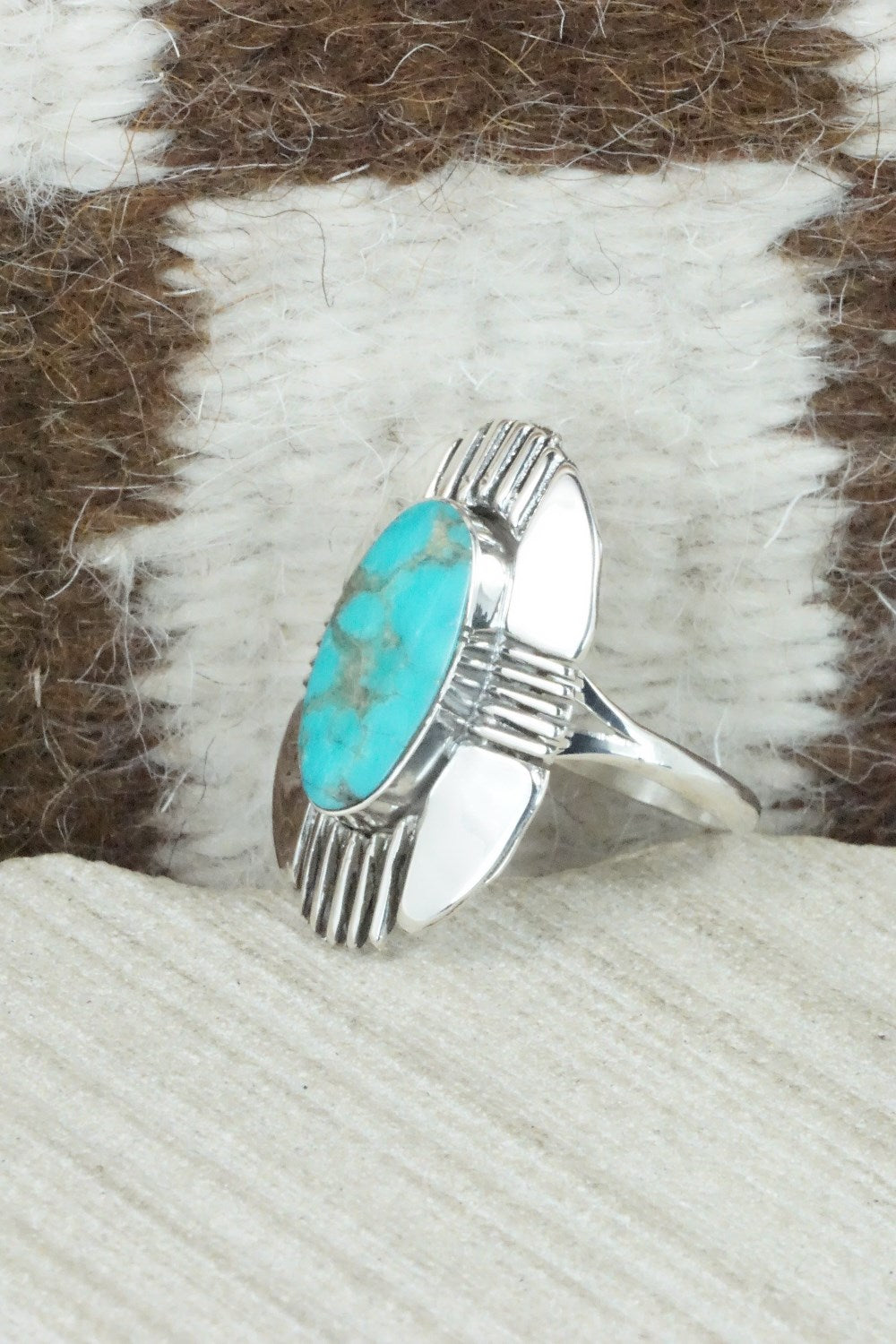 Turquoise & Sterling Silver Ring - Mike Smith - Size 11.25