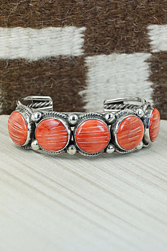 Spiny Oyster & Sterling Silver Bracelet - Rick Martinez