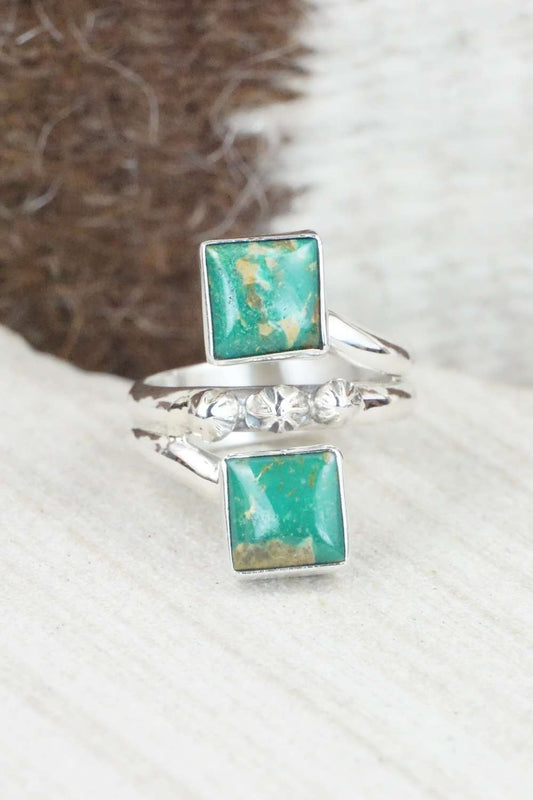 Turquoise & Sterling Silver Ring - Bobby Platero - Size 7