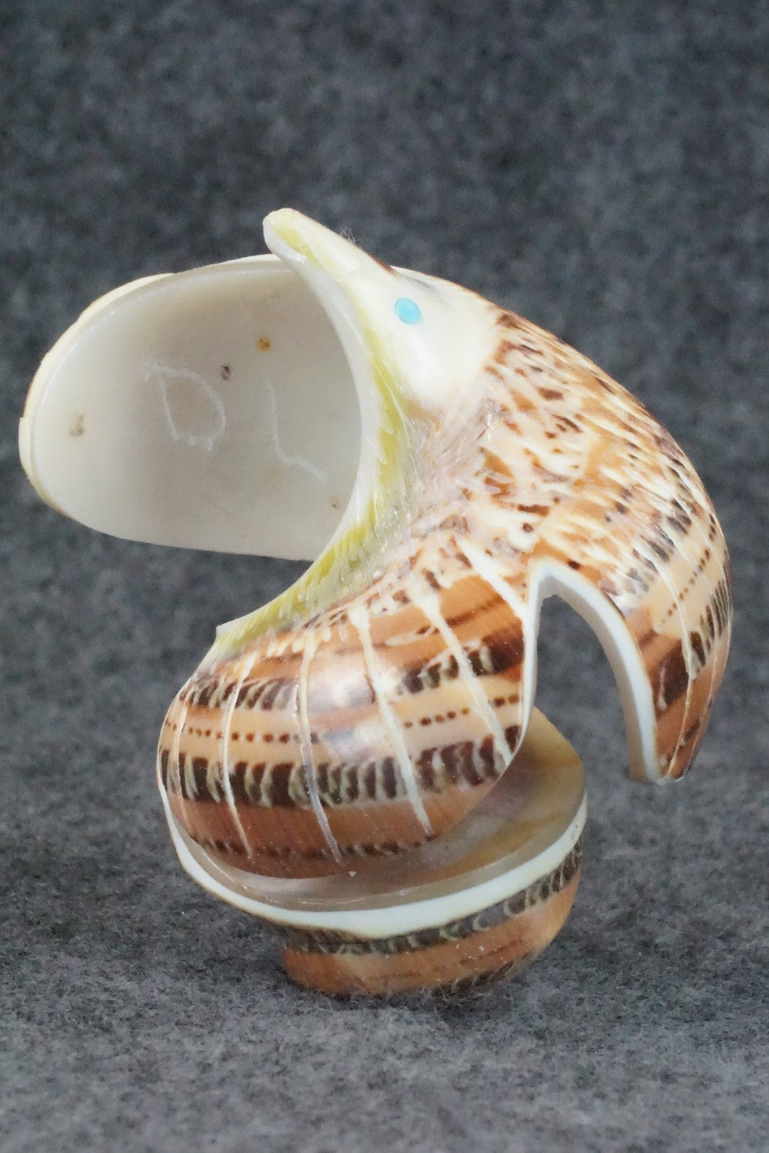 Eagle Zuni Fetish Carving - Delvin Leekya