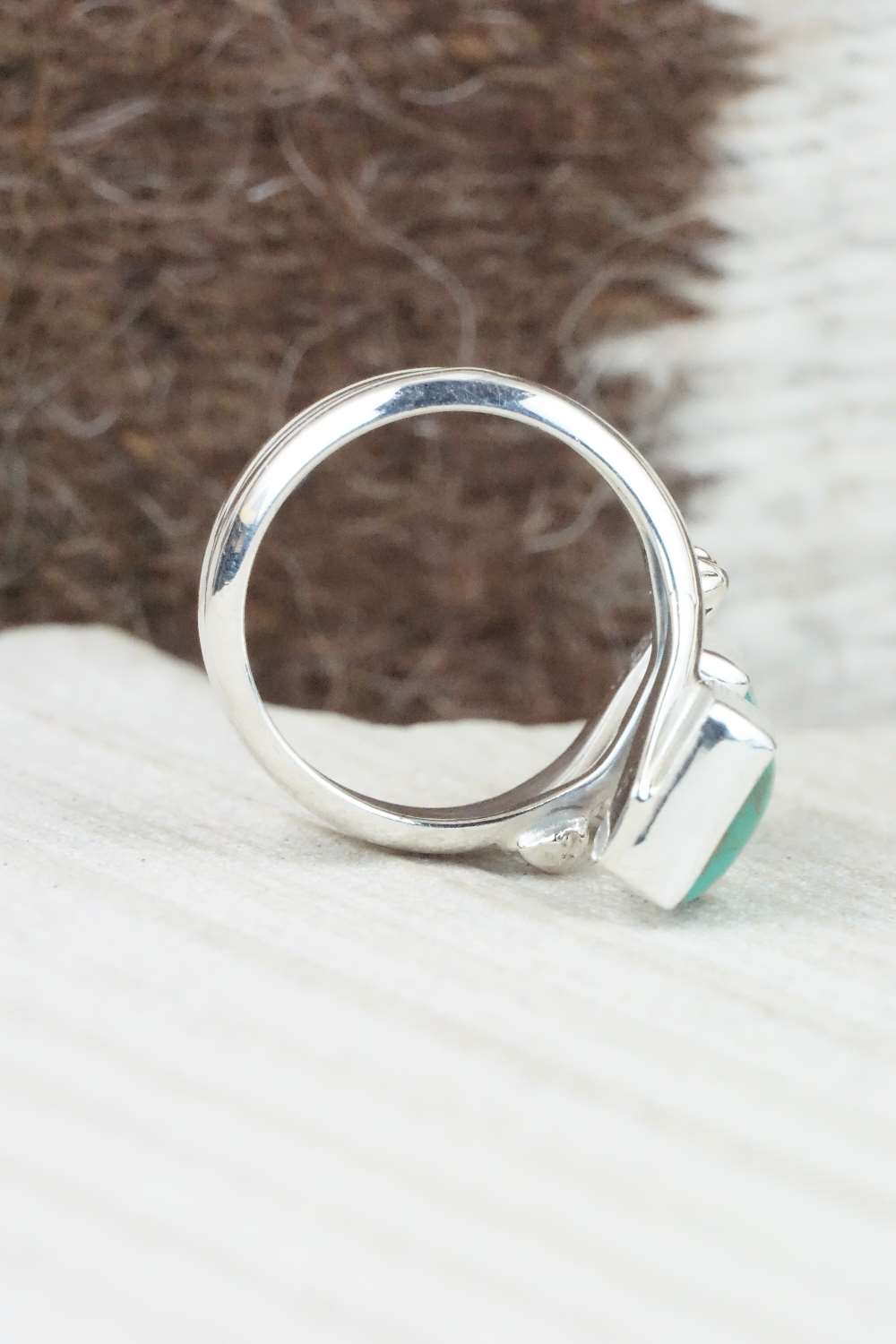 Turquoise & Sterling Silver Ring - Bobby Platero - Size 7.25