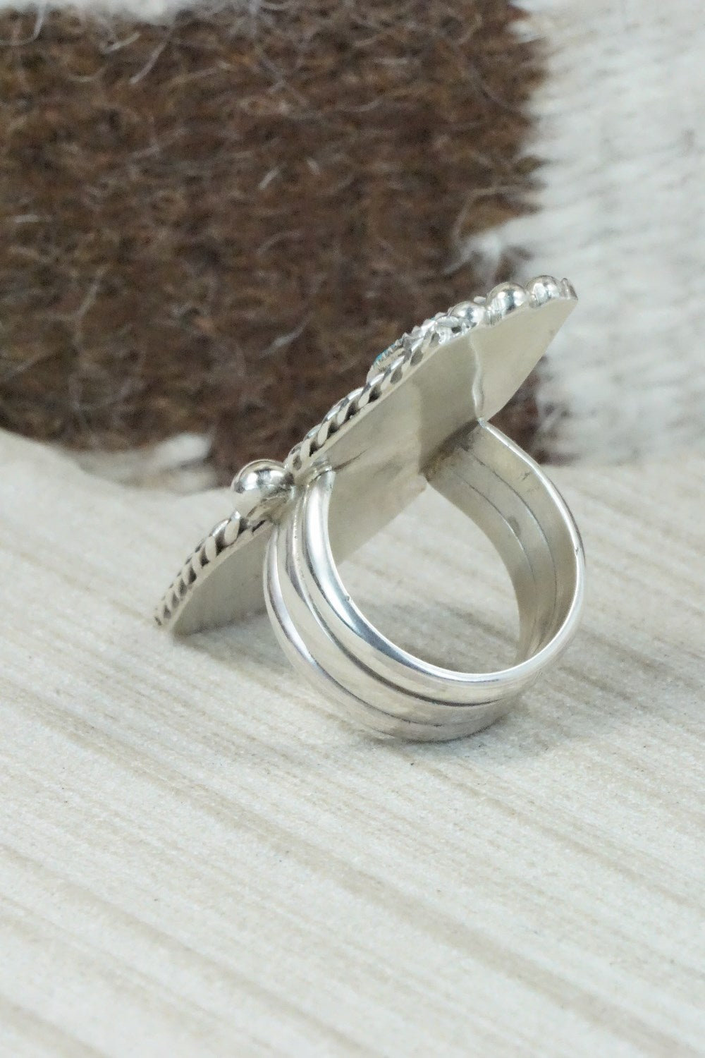Turquoise & Sterling Silver Ring - Cris Nez - Size 7.25